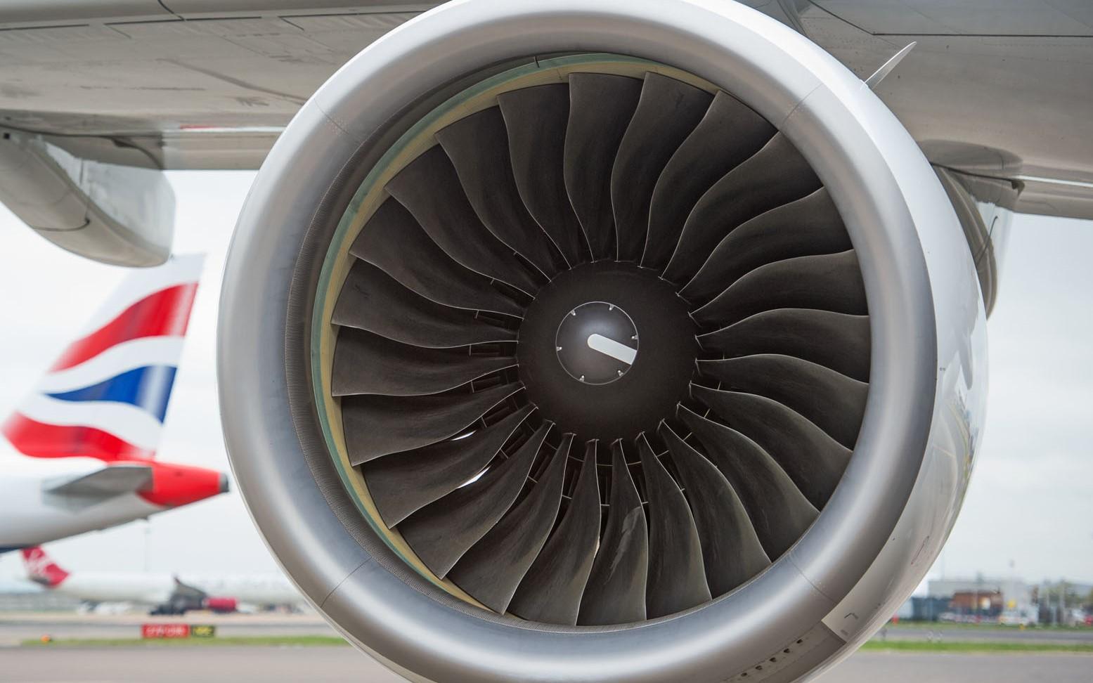 XCHE30372d 1296x810.jpg